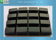Una matrice conduttiva nera di 16 chiavi tastiera della gomma di silicone da 50 gradi